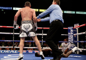 Liam Smith(left) (Photo by Ben Hoskins/Getty Images)
